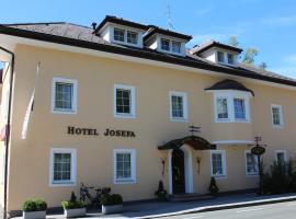 约瑟法酒店，位于萨尔茨堡萨尔茨堡莫扎特机场 - SZG附近的酒店