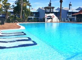 Apartment Sun Club，位于阿吉拉海滩的酒店