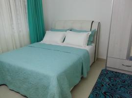 Homestay Farah Wangsa Maju KL，位于吉隆坡国家动物园附近的酒店