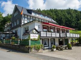 Gasthof Zur Hohen Hunau，位于施马伦贝格的酒店