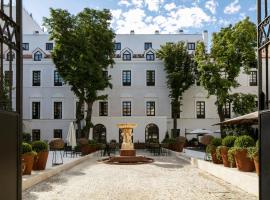 Palacio de los Duques Gran Meliá - The Leading Hotels of the World，位于马德里的家庭/亲子酒店