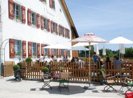Auberge de l'Assesseur - Mont-Soleil，位于Saint-Imier的酒店
