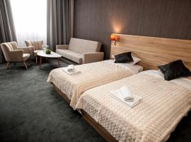 Elba Hotel，位于奥斯特罗文卡的酒店