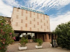 卡格蓝迪帝索亚维酒店，位于索阿韦的酒店