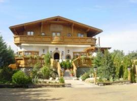Kis Tirol，位于布达佩斯的酒店