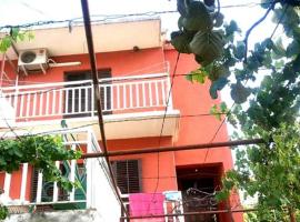 Apartments Lord，位于特雷比涅的酒店