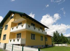 Apartment in Rennweg am Katschberg near ski area，位于伦韦格的公寓