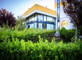 精选酒店，位于阿泰萨的酒店