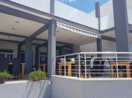 Rooms Lanterna，位于梅塔伊纳的酒店