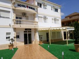 Hotel Bobal，位于雷克纳的酒店