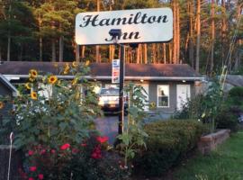 Hamilton Inn Sturbridge，位于斯特布里奇的酒店