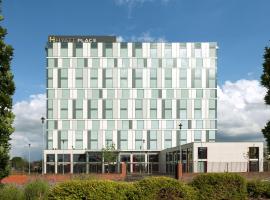 Hyatt Place West London Hayes，位于希灵登的酒店