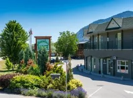 夏日乐园汽车旅馆