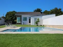 Casa rural con piscina Viña de Millan