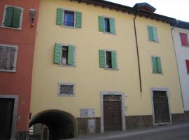 Casa Anita，位于Tiarno di Sotto的公寓