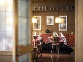 伽斯托夫莫维特酒店