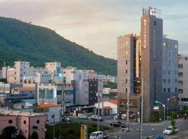 Benikea Central Hotel，位于统营市的酒店
