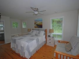 Ogopogo Resort，位于卡那封的酒店