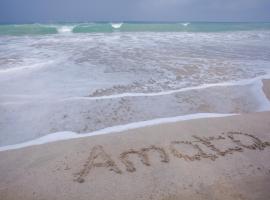 安美德度假酒店及水疗中心，奈帕里海滩，位于额布里的度假村