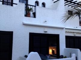 Casa Serene，位于阿瓜阿马加的酒店