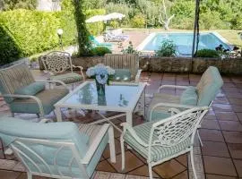 Casa Anceu ArchsenseApartments.