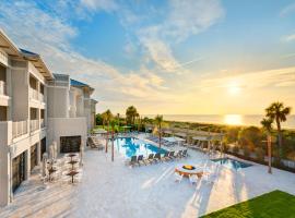 Jekyll Ocean Club Resort，位于杰基尔岛的带按摩浴缸的酒店
