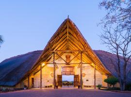 The David Livingstone Safari Lodge & Spa，位于利文斯顿的酒店