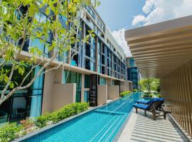 The Aristo by Holy Cow, 4-BR loft, 150 m2, pool view，位于苏林海滩的公寓式酒店