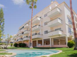Apartamentos Quinta da Praia，位于阿尔沃尔的酒店