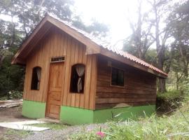 Monteverde Romantic Cottage，位于蒙泰韦尔德哥斯达黎加的别墅