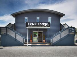 LKNZ Lodge & Cafe，位于奥阿库尼的青旅