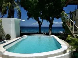 Anton's Beach Resort