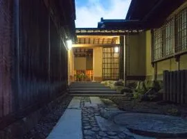SUKIYA-zukuri Suehiro