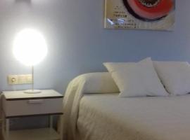 Hotel Q Viveiro，位于比韦罗的酒店