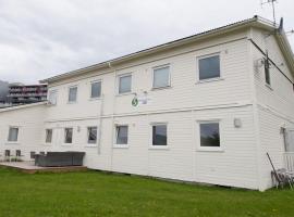 Babettes Hotel Søderlundmyra 35，位于摩城的酒店