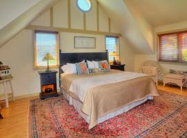 The Eagle Harbor Inn，位于Winslow的酒店