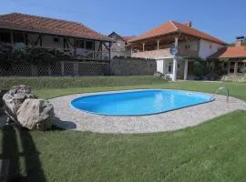 Guest House Milevkini Dvori