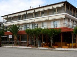 Hotel Filoxenia，位于尼欧波洛伊的公寓式酒店