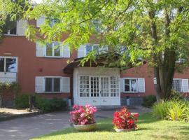 Hotel Hasta Resort，位于阿斯蒂的酒店