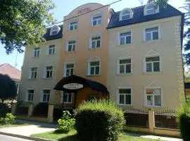 Hotel Grand