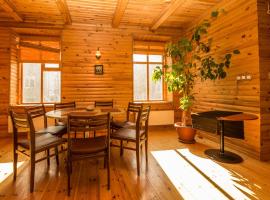 Alevi Holiday Home with Sauna，位于塔林的酒店