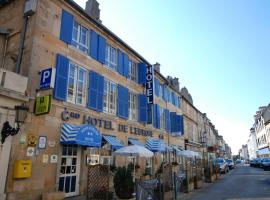 Logis Grand Hôtel De L'Europe，位于朗格勒的酒店
