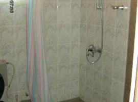 Friends Garden Hotel，位于Odumase的酒店