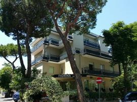 Fiorina Bed&Breakfast - Colazione fino a mezzogiorno - il più vicino agli impianti sportivi - Parcheggio moto gratuito, coperto e videosorvegliato，位于里乔内的酒店