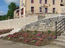Auberge de Connangles，位于Connangles的酒店