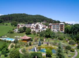 Mirabell Alpine Garden Resort & Spa，位于修希的酒店