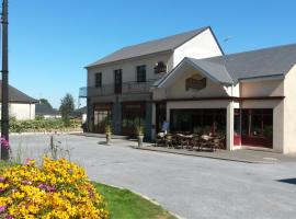 HOTEL RESTAURANT La CREPERIE Du CHATEAU，位于克朗的酒店