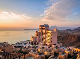 富查伊拉海滩费尔蒙酒店及度假村，位于迪巴的浪漫度假酒店