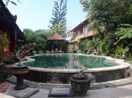 Padangbai Beach Homestay，位于八丹拜的酒店