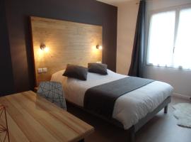 Hotel Castel，位于Neuves-Maisons的酒店